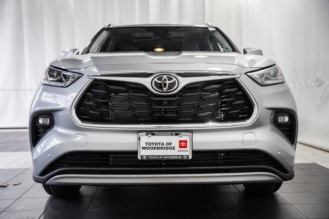new 2025 Toyota Highlander car, priced at $54,500
