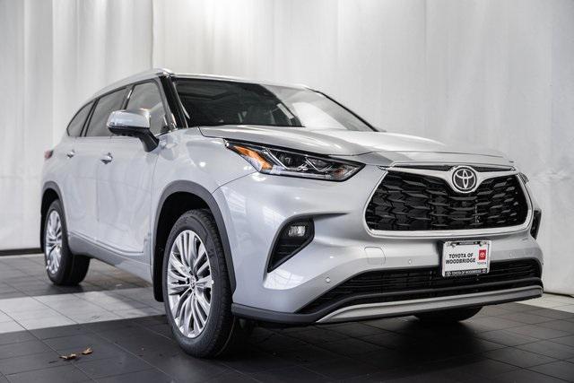 new 2025 Toyota Highlander car, priced at $54,500