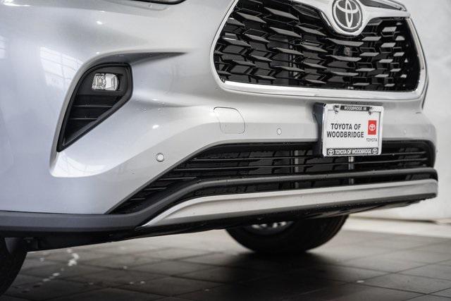 new 2025 Toyota Highlander car, priced at $54,500