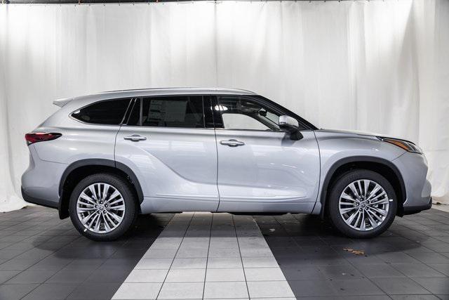 new 2025 Toyota Highlander car, priced at $54,500