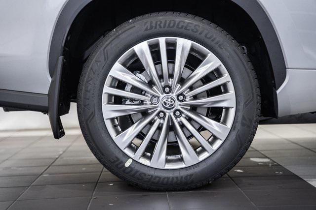 new 2025 Toyota Highlander car, priced at $54,500