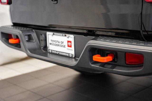 used 2022 Jeep Gladiator car, priced at $32,000