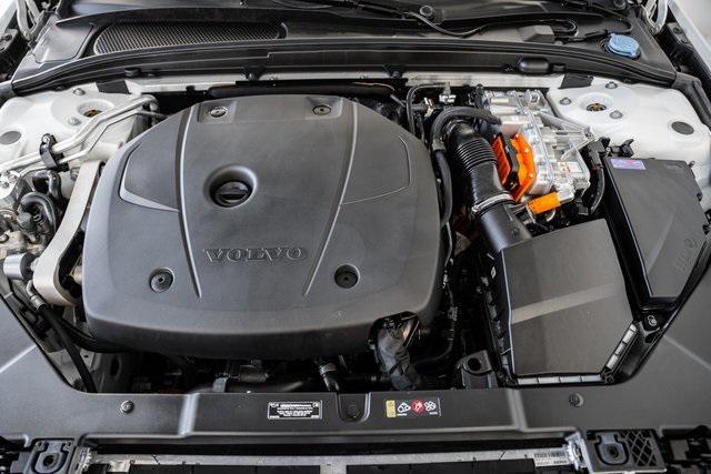 used 2022 Volvo S60 Recharge Plug-In Hybrid car, priced at $30,000