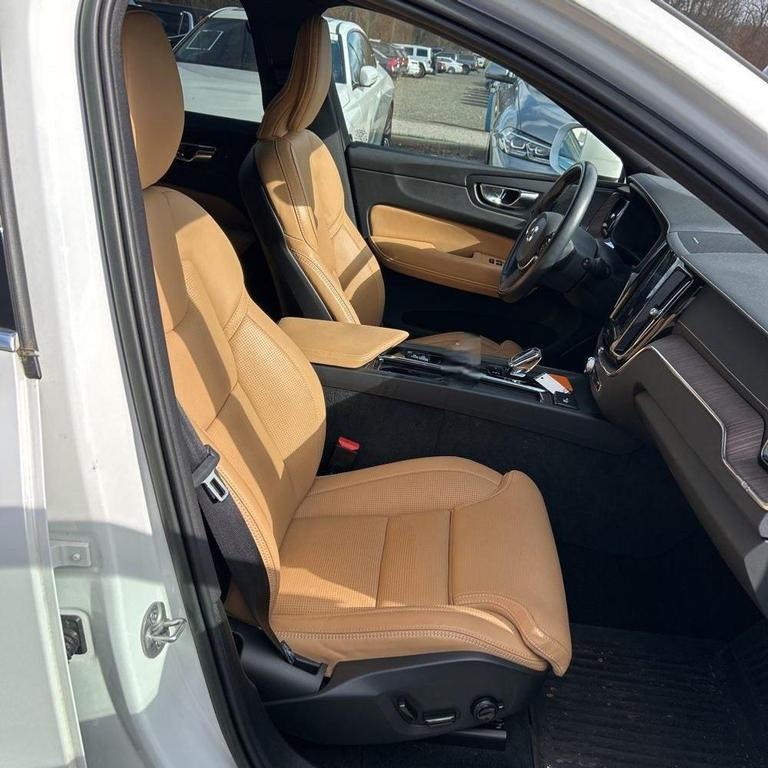 used 2022 Volvo XC60 car, priced at $34,500