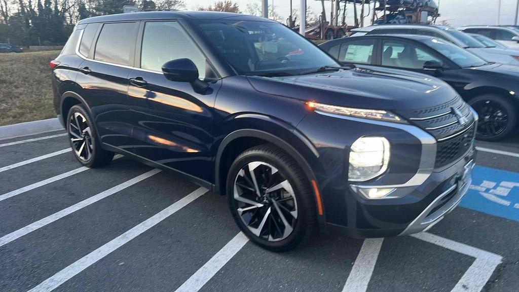 used 2023 Mitsubishi Outlander car, priced at $23,000