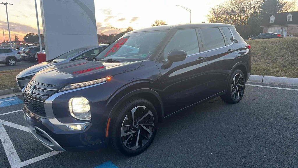 used 2023 Mitsubishi Outlander car, priced at $23,000