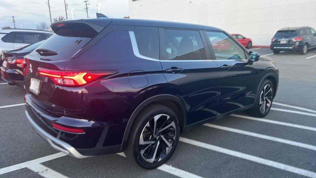 used 2023 Mitsubishi Outlander car, priced at $23,000