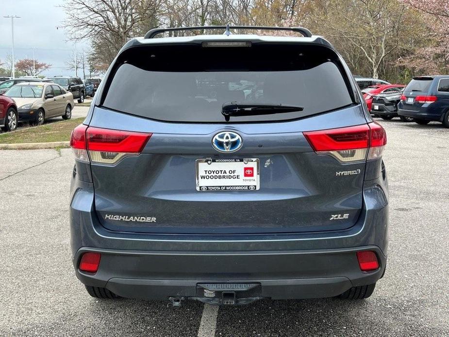 used 2019 Toyota Highlander Hybrid car, priced at $33,900