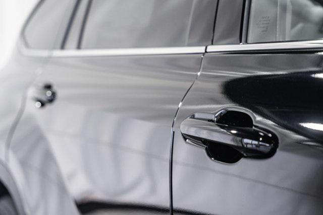 new 2025 Toyota Highlander Hybrid car, priced at $55,953