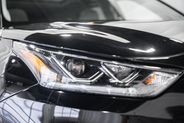 new 2025 Toyota Highlander Hybrid car, priced at $55,953