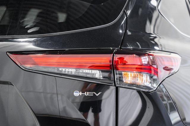new 2025 Toyota Highlander Hybrid car, priced at $55,953