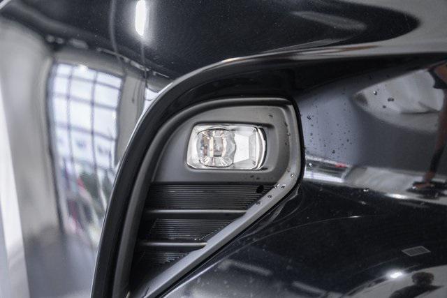 new 2025 Toyota Highlander Hybrid car, priced at $55,953
