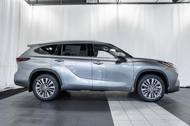 new 2025 Toyota Highlander Hybrid car, priced at $56,268