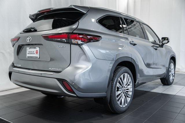 new 2025 Toyota Highlander Hybrid car, priced at $56,268