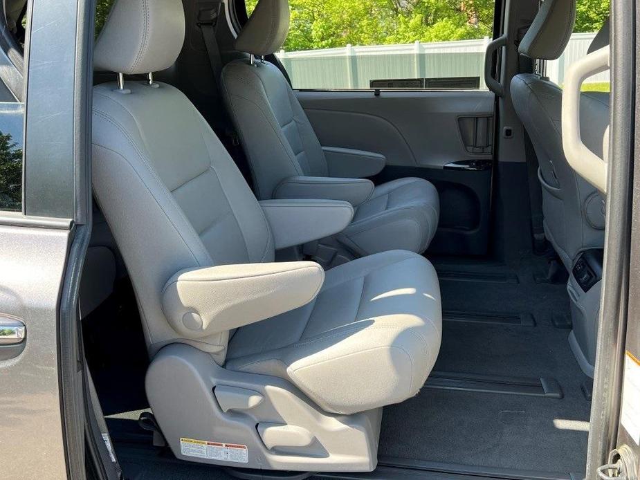 used 2020 Toyota Sienna car, priced at $32,400