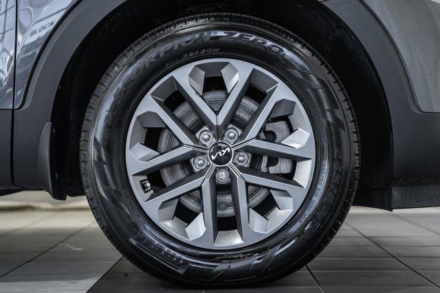 used 2024 Kia Telluride car, priced at $30,000