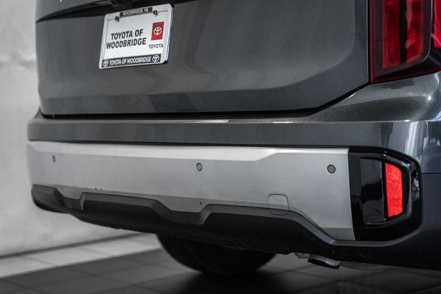 used 2024 Kia Telluride car, priced at $30,000