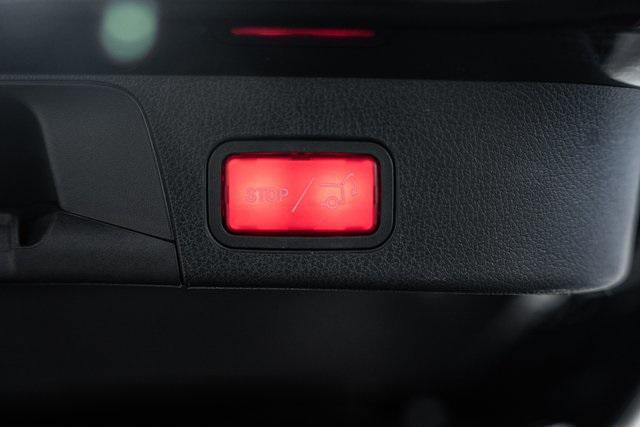 used 2021 Mercedes-Benz GLB 250 car, priced at $25,500