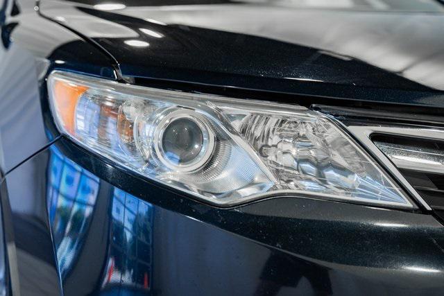 used 2014 Toyota Camry Hybrid car, priced at $14,500