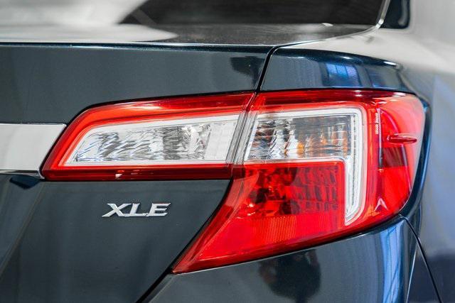used 2014 Toyota Camry Hybrid car, priced at $14,500