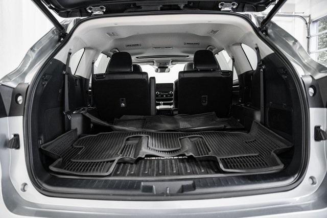 used 2023 Toyota Highlander Hybrid car, priced at $46,000