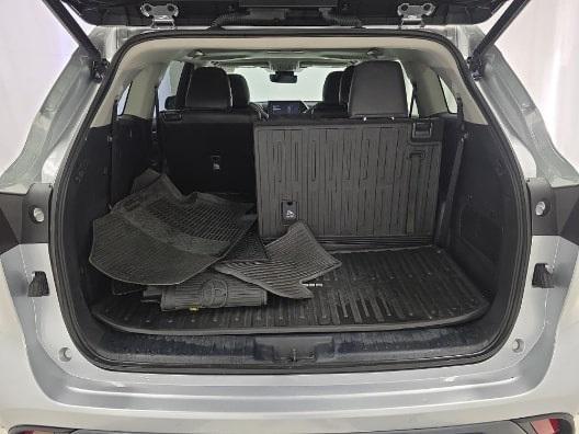 used 2023 Toyota Highlander Hybrid car, priced at $46,500