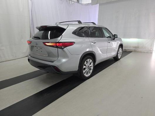 used 2023 Toyota Highlander Hybrid car, priced at $46,500