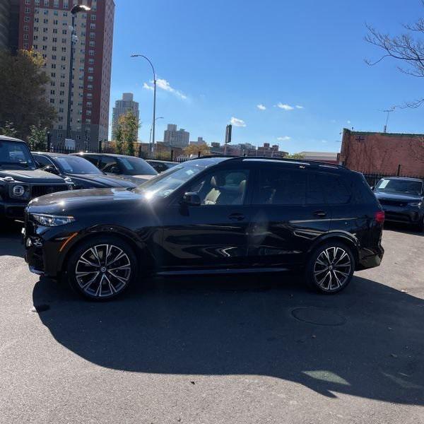 used 2022 BMW X7 car, priced at $72,000