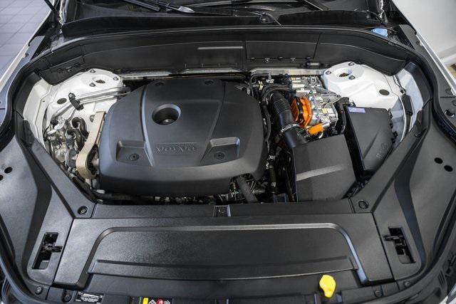 used 2022 Volvo XC90 Recharge Plug-In Hybrid car, priced at $39,500