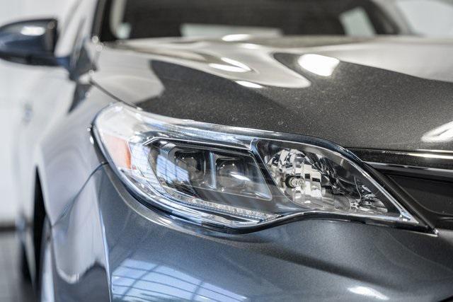 used 2018 Toyota Avalon Hybrid car, priced at $22,500