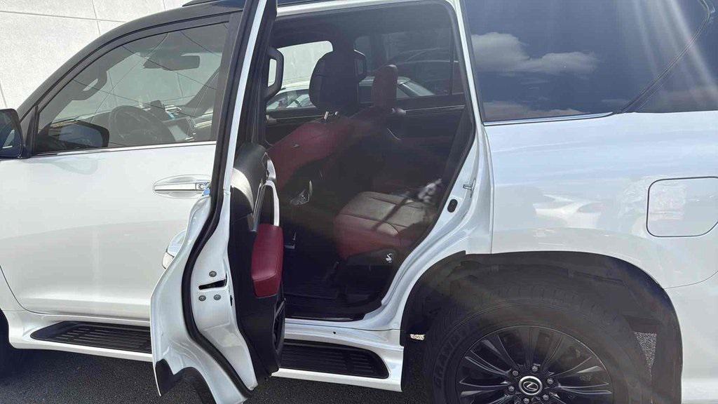 used 2021 Lexus GX 460 car, priced at $39,000