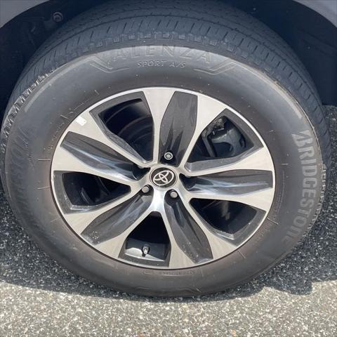 used 2022 Toyota Highlander car, priced at $38,000