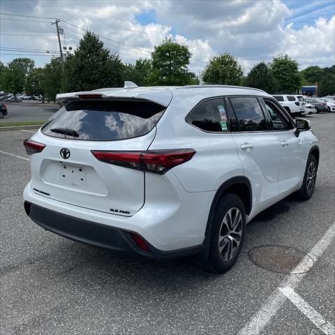 used 2022 Toyota Highlander car, priced at $38,000