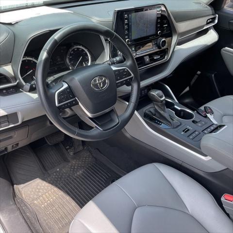used 2022 Toyota Highlander car, priced at $38,000