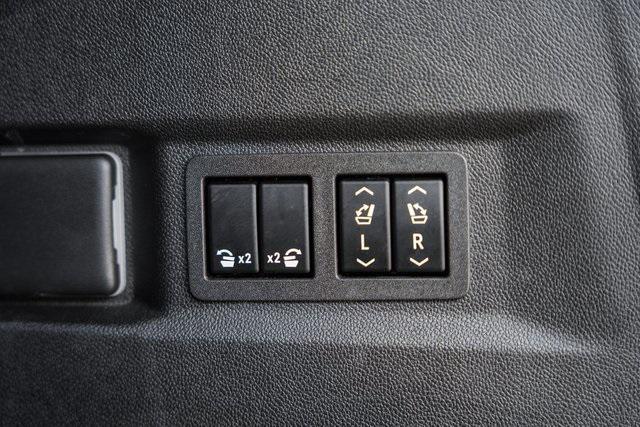 used 2023 GMC Yukon car, priced at $65,500