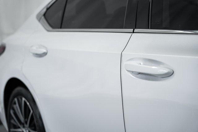 used 2022 Lexus ES 350 car, priced at $33,000