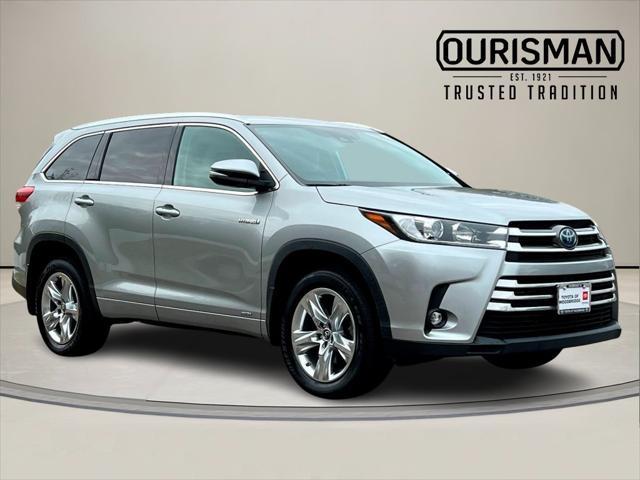 used 2019 Toyota Highlander Hybrid car, priced at $26,000