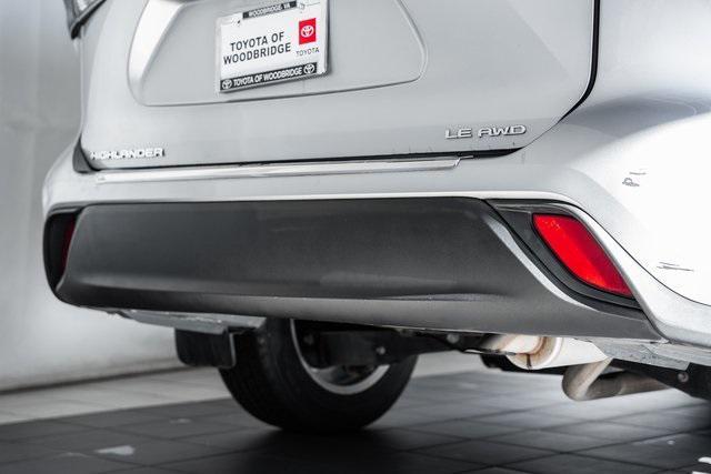 used 2022 Toyota Highlander car, priced at $32,000