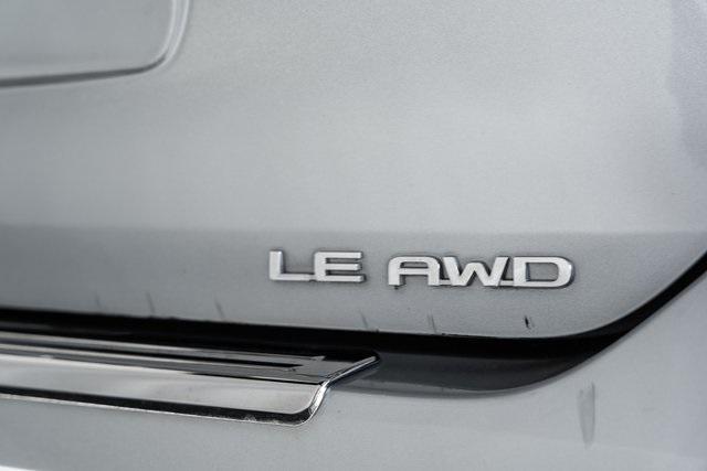 used 2022 Toyota Highlander car, priced at $32,000