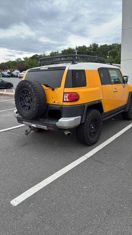 used 2007 Toyota FJ Cruiser car, priced at $11,500