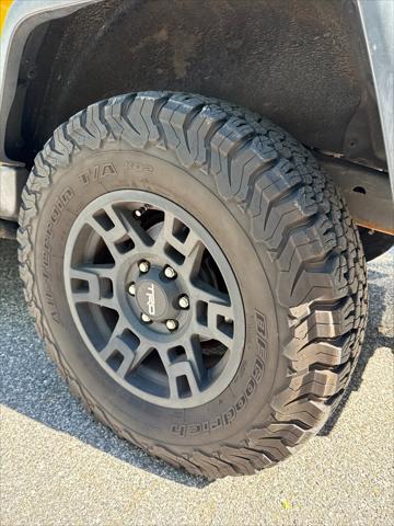 used 2007 Toyota FJ Cruiser car, priced at $11,500