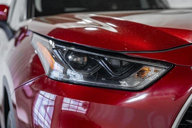 used 2022 Toyota Highlander car, priced at $34,000