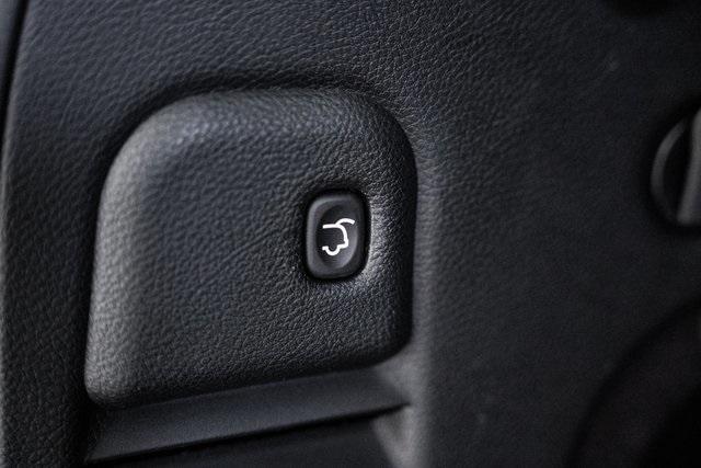 used 2018 Jeep Grand Cherokee car, priced at $16,000