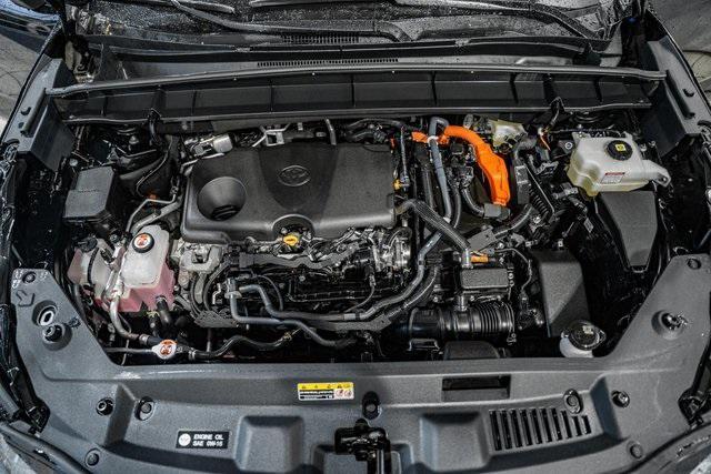 used 2025 Toyota Highlander Hybrid car, priced at $56,000