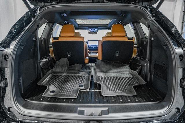 used 2025 Toyota Highlander Hybrid car, priced at $56,000
