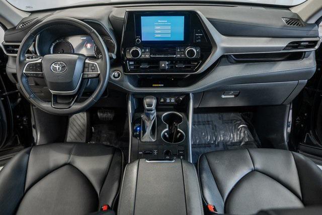 used 2024 Toyota Highlander car, priced at $41,000