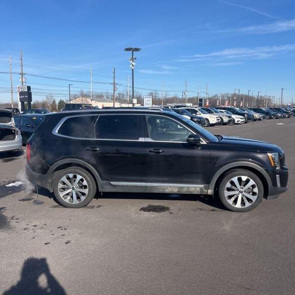 used 2021 Kia Telluride car, priced at $30,000