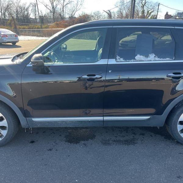 used 2021 Kia Telluride car, priced at $30,000