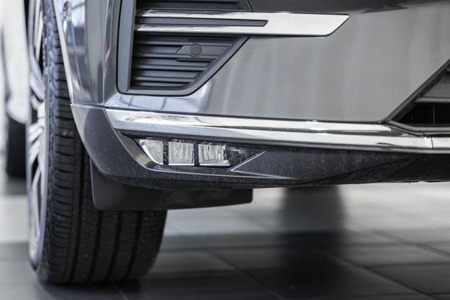 used 2022 Volvo XC60 car, priced at $38,000