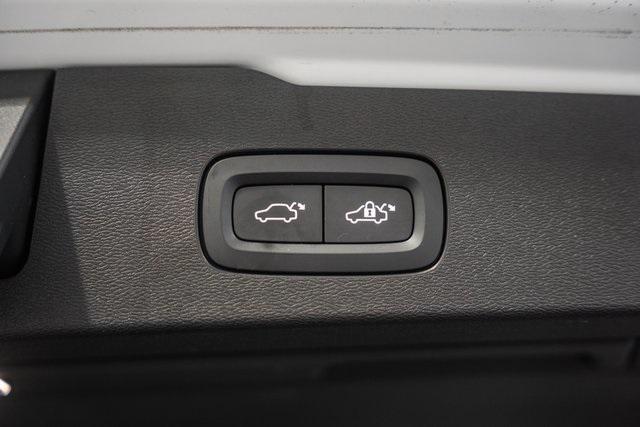 used 2023 Volvo V60 Cross Country car, priced at $41,000